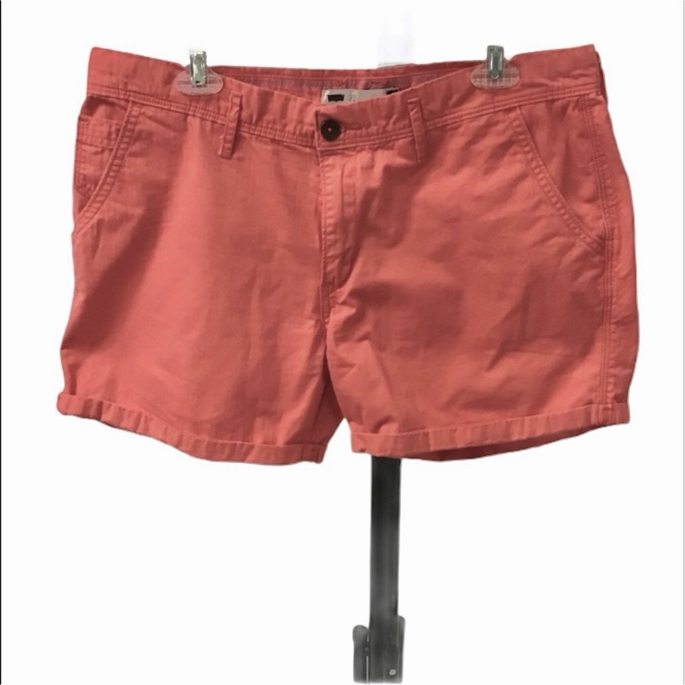 Levi’s Jeans Shorts Size 32 Peach Pink colored Cuffed